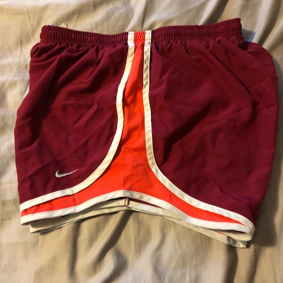 Nike athletic shorts - Picture 3 of 3
